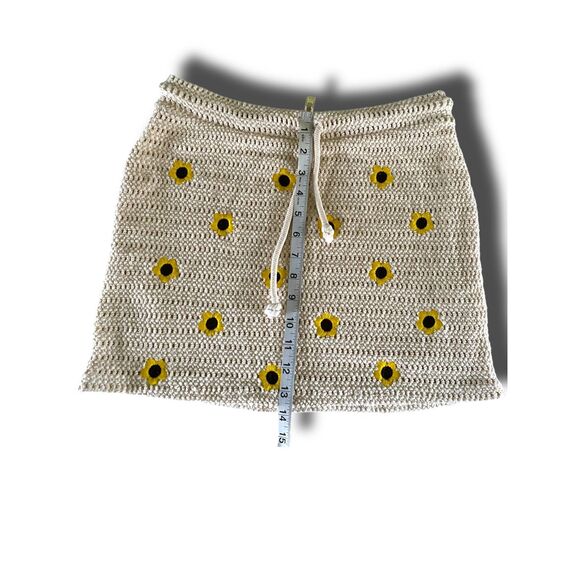 Zara Crochet Knit Sunflower Skirt - Picture 4 of 7